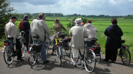 Fietstocht "van oever tot oever" met museumbezoek